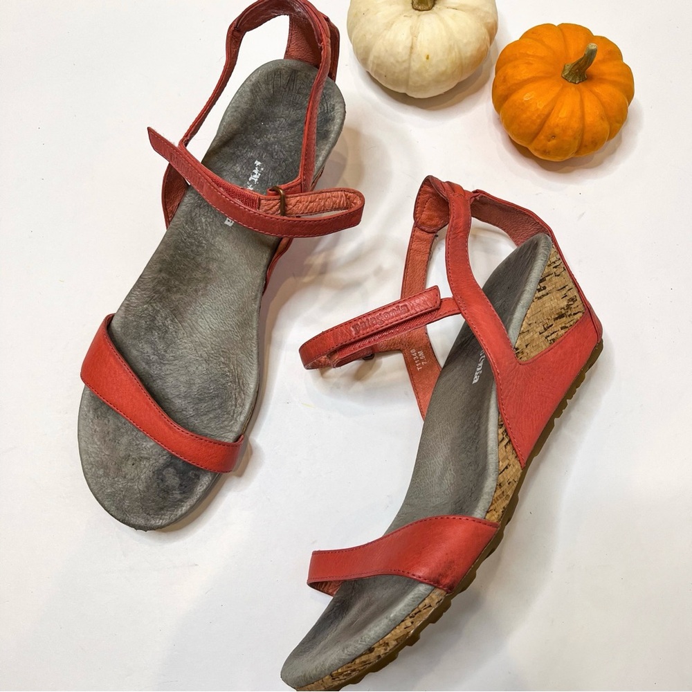 Patagonia Solimar Coral Pink Cork Short Wedges 7.5‎